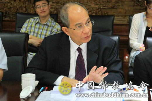 世界佛教徒联谊会秘书长攀洛•泰阿利先生在协调会上讲话