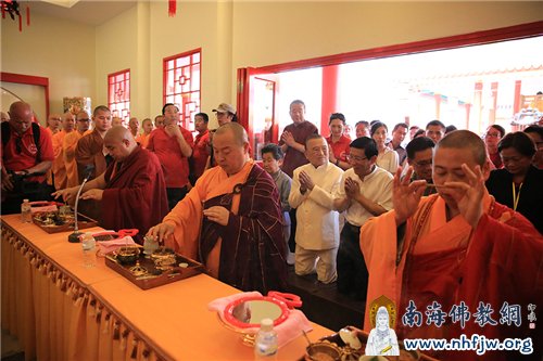 本焕寺大雄宝殿开光法会。(图片来源:凤凰佛教 摄影:林恩)