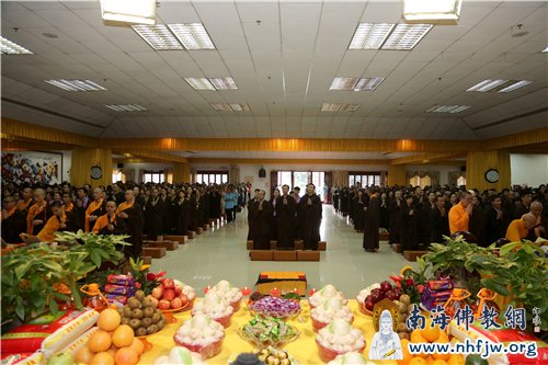 �������֮���Ի�������У�������ģ�ʵ��������ǿ���幩��ʮ������ɮ���Դ��Т˫�ף���������������ĸ��˼��